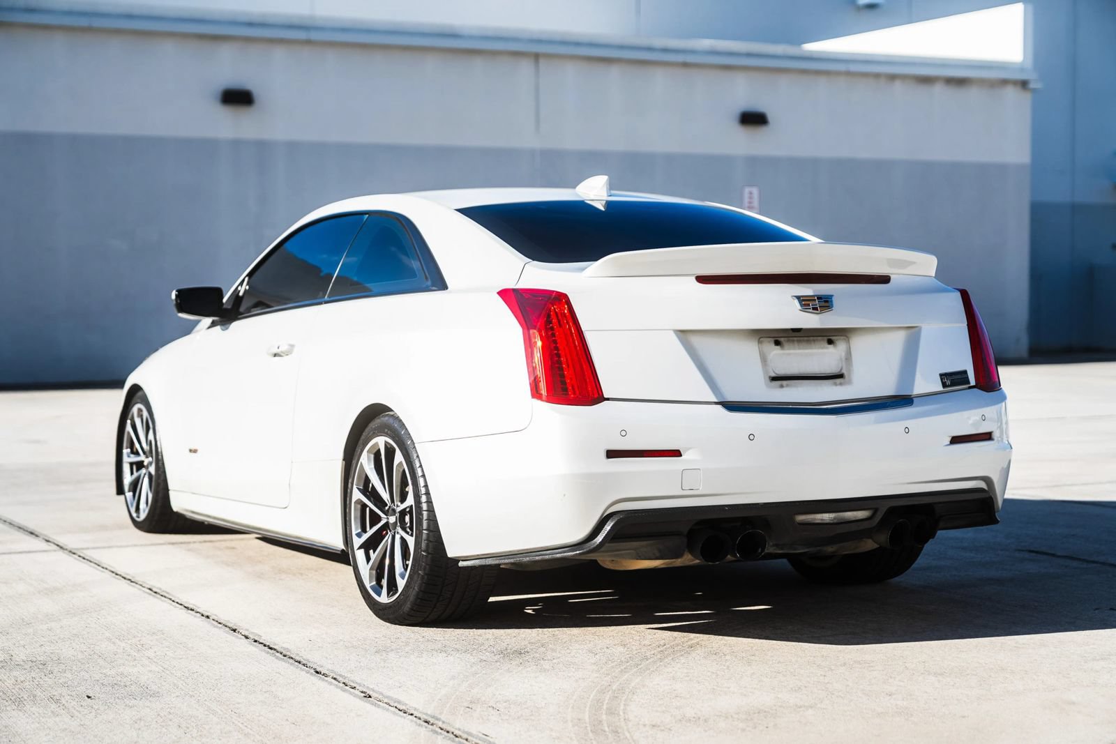 Used 2016 Cadillac ATS V w/ Carbon Fibre Package RWD image 10