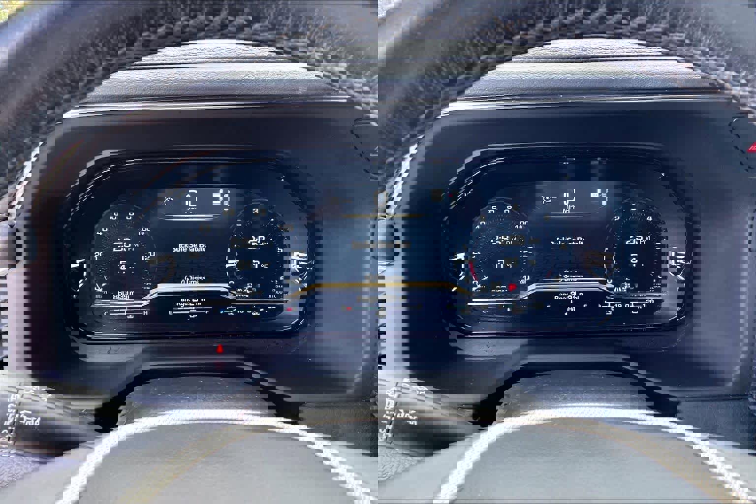 Used 2022 GMC Yukon XL Denali image 25