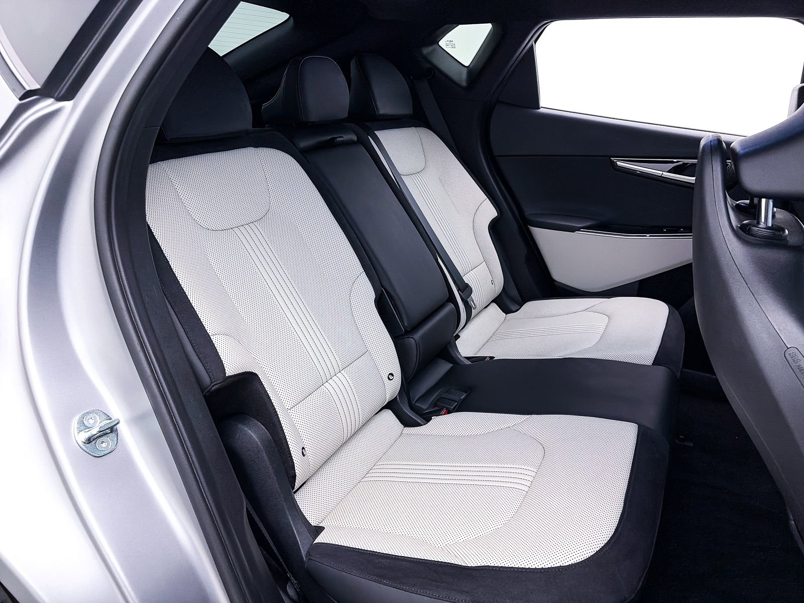 Certified 2023 Kia EV6 GT-Line w/ GT-Line White Seat Package AWD/4WD image 40