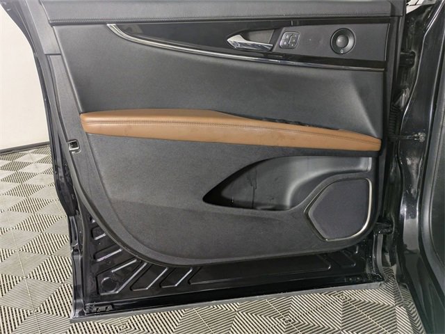 Used 2021 Lincoln Nautilus Reserve image 12