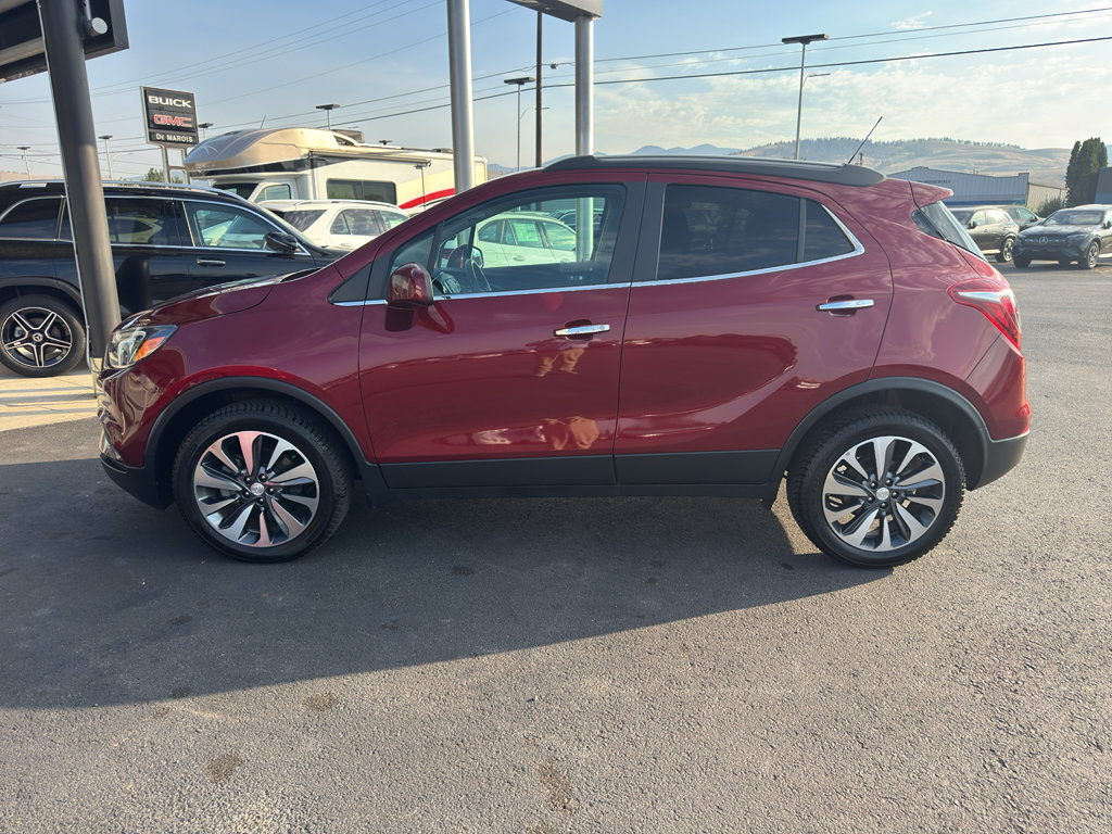 Used 2022 Buick Encore Preferred w/ Safety Package AWD/4WD image 1