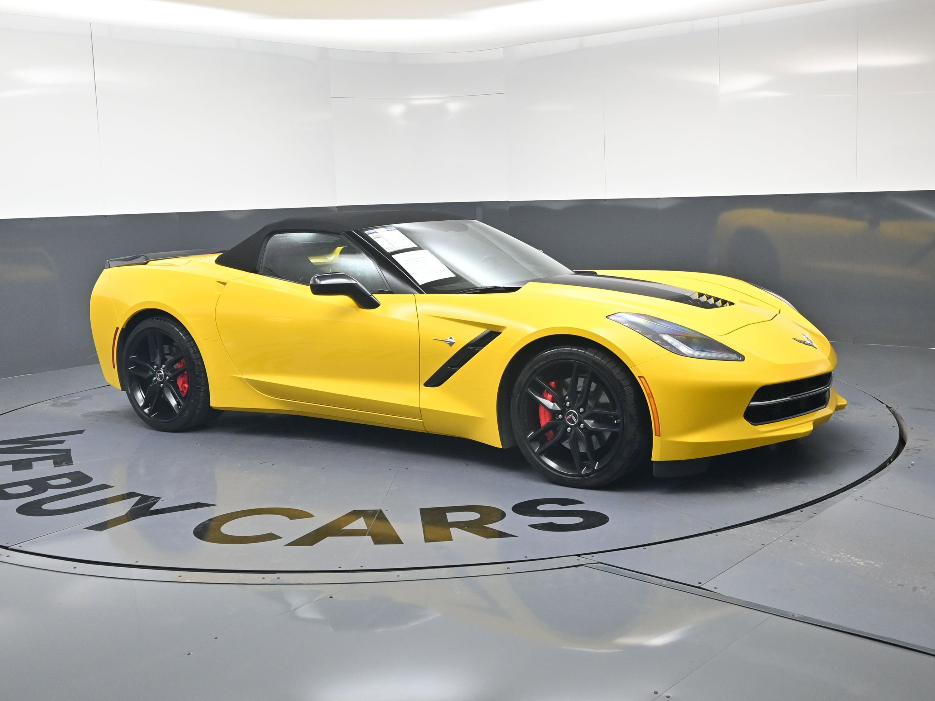 Used 2014 Chevrolet Corvette Stingray Convertible w/ 3LT Preferred Equipment Group RWD image 2