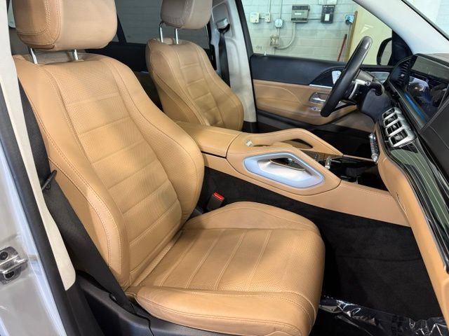 Used 2024 Mercedes-Benz GLS 450 4MATIC image 24