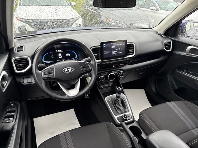 Certified 2023 Hyundai Venue SEL w/ Cargo Package FWD image 11