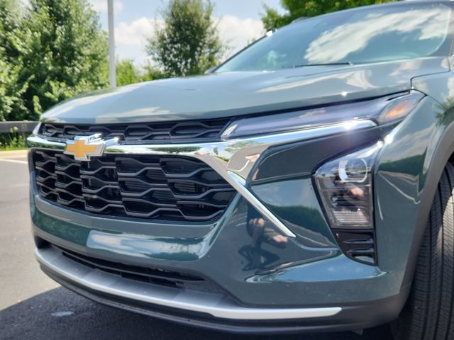 New 2026 Chevrolet Trax LT w/ LT Convenience Package FWD image 10