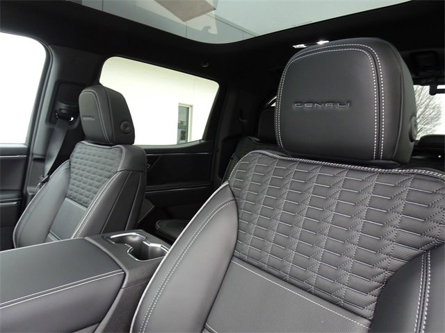 New 2025 GMC Sierra EV Denali image 12