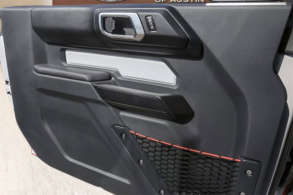 Used 2025 Ford Bronco Stroppe Edition image 22