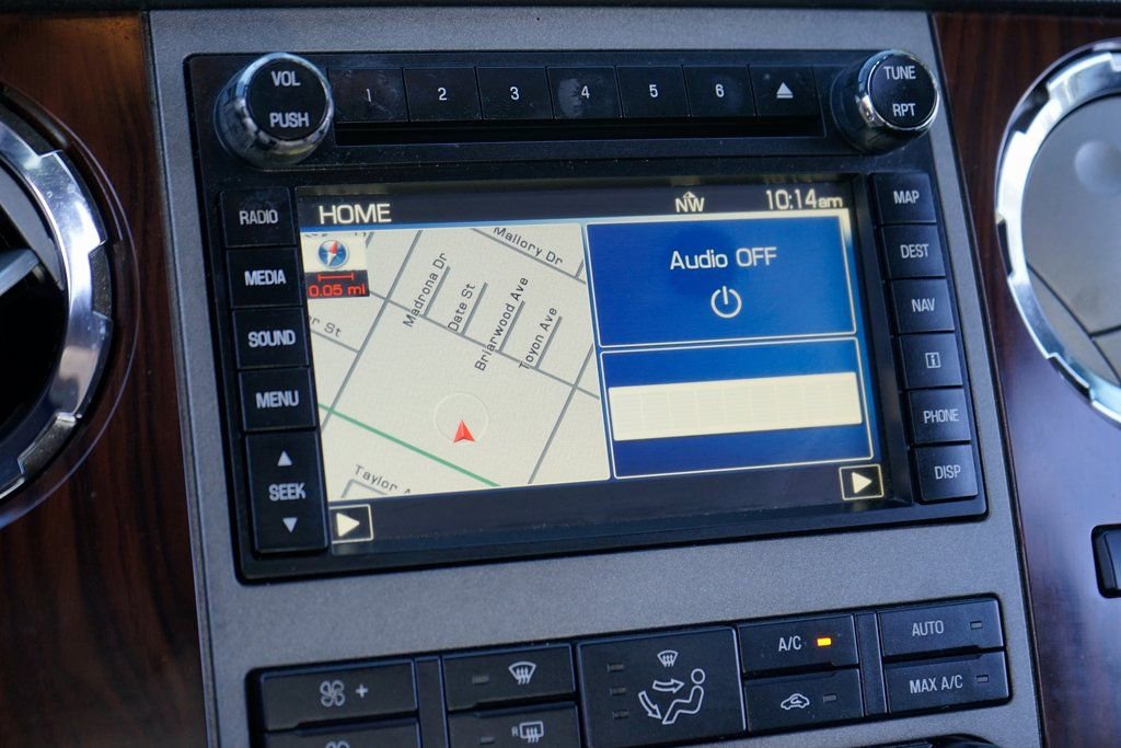 Used 2012 Ford F350 Lariat w/ Chrome Pkg image 25