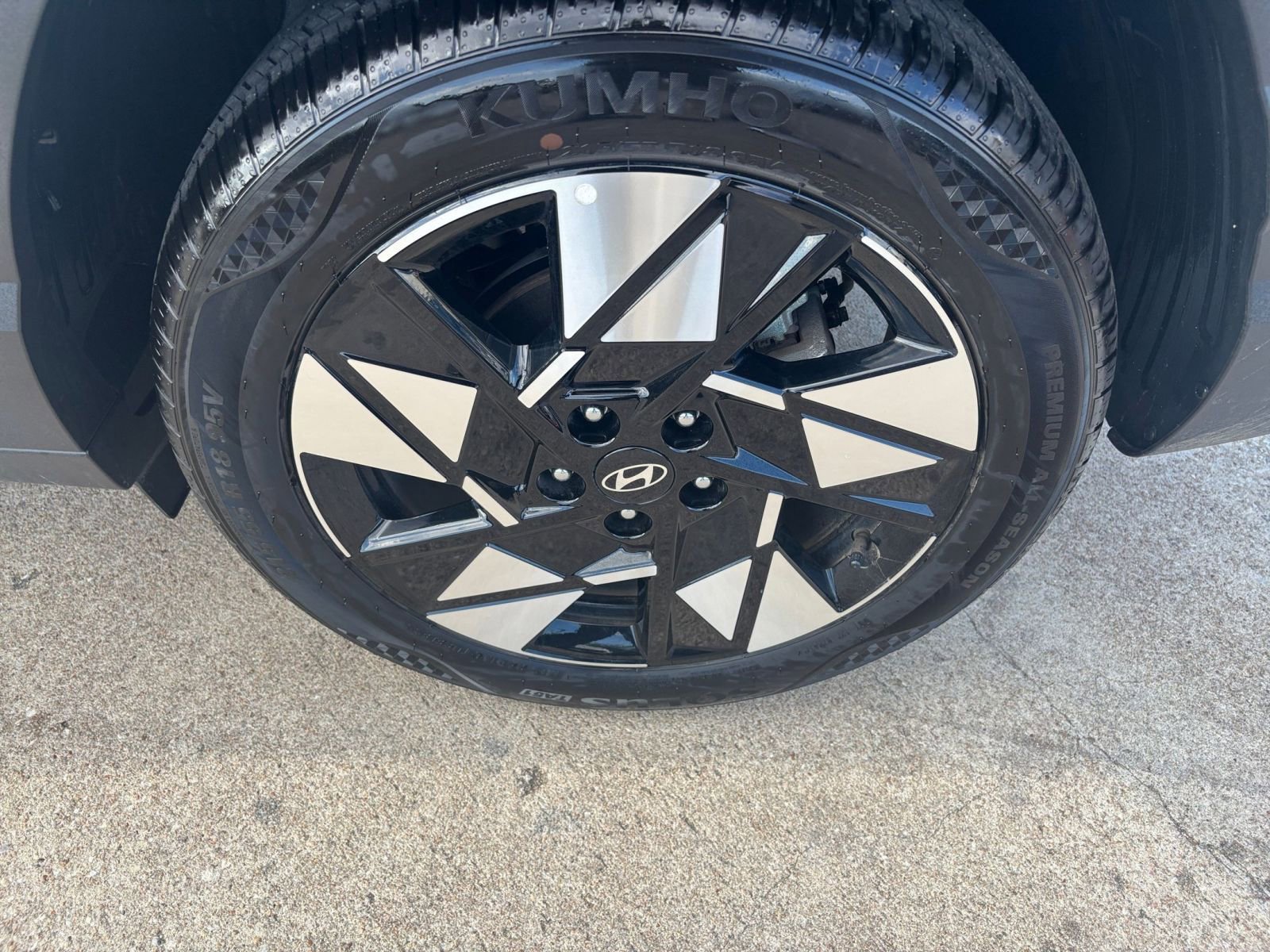 Used 2025 Hyundai Kona SEL image 28