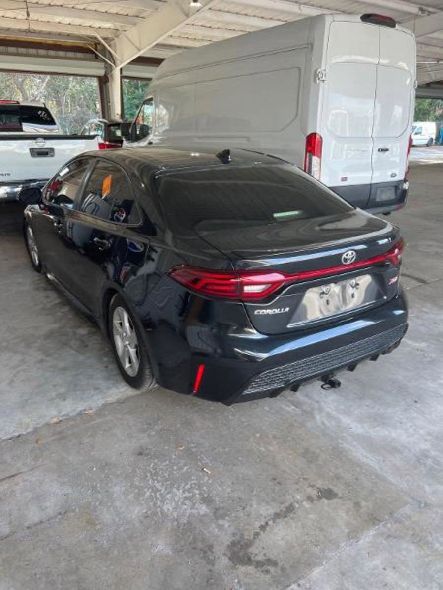 Used 2020 Toyota Corolla XSE image 10