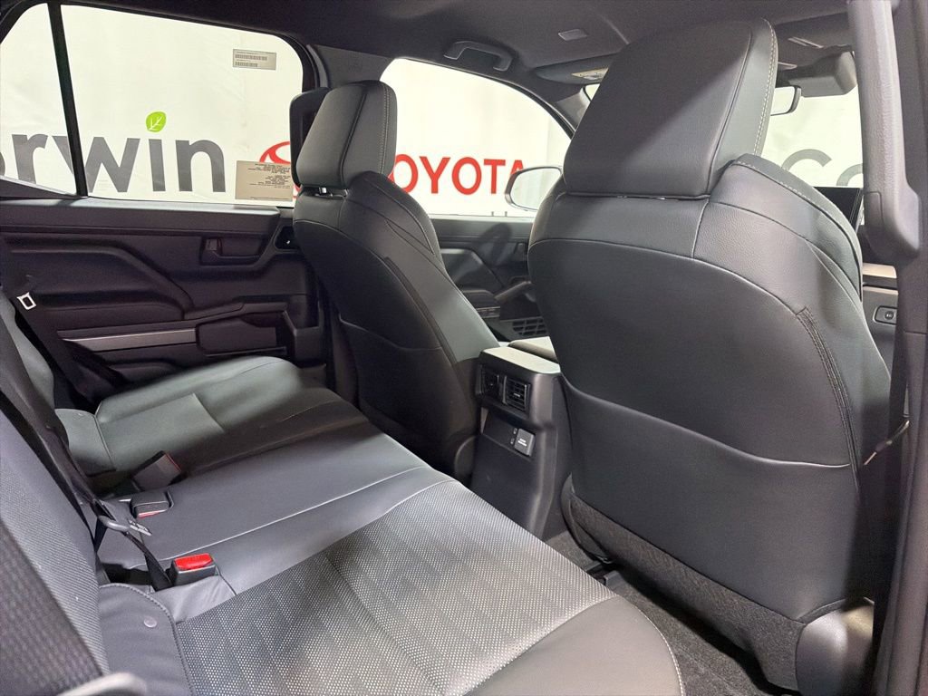 Used 2026 Toyota 4Runner TRD Off-Road Premium image 12