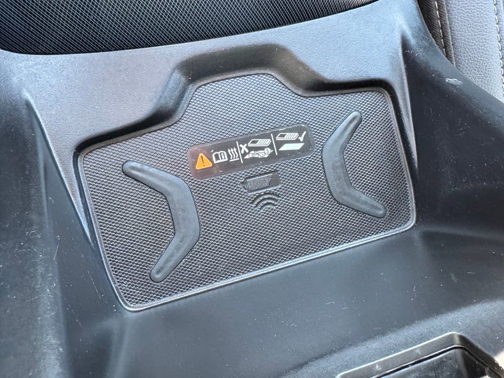 Used 2022 Chevrolet Colorado Z71 image 28