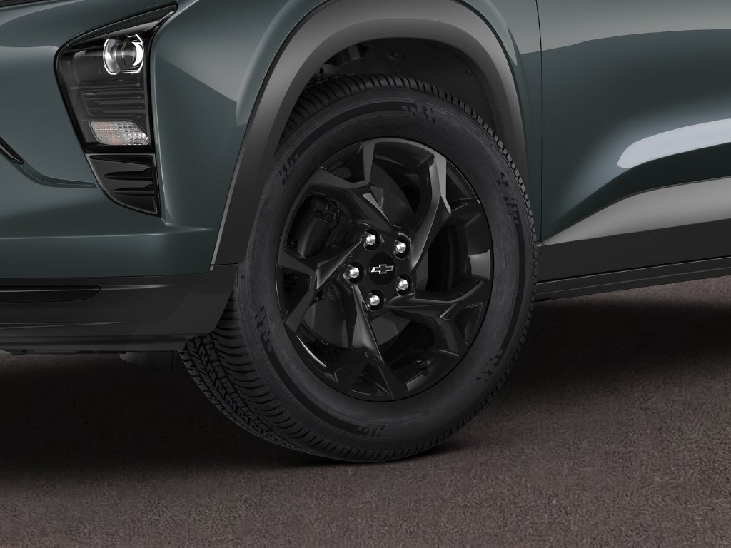 New 2026 Chevrolet Trax LT w/ Midnight Edition FWD image 4