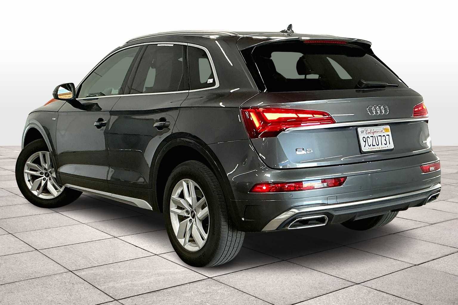 Used 2023 Audi Q5 2.0T Premium w/ Convenience Package image 14