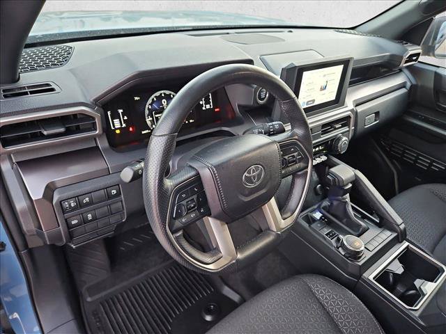 Used 2025 Toyota 4Runner SR5 AWD/4WD image 10