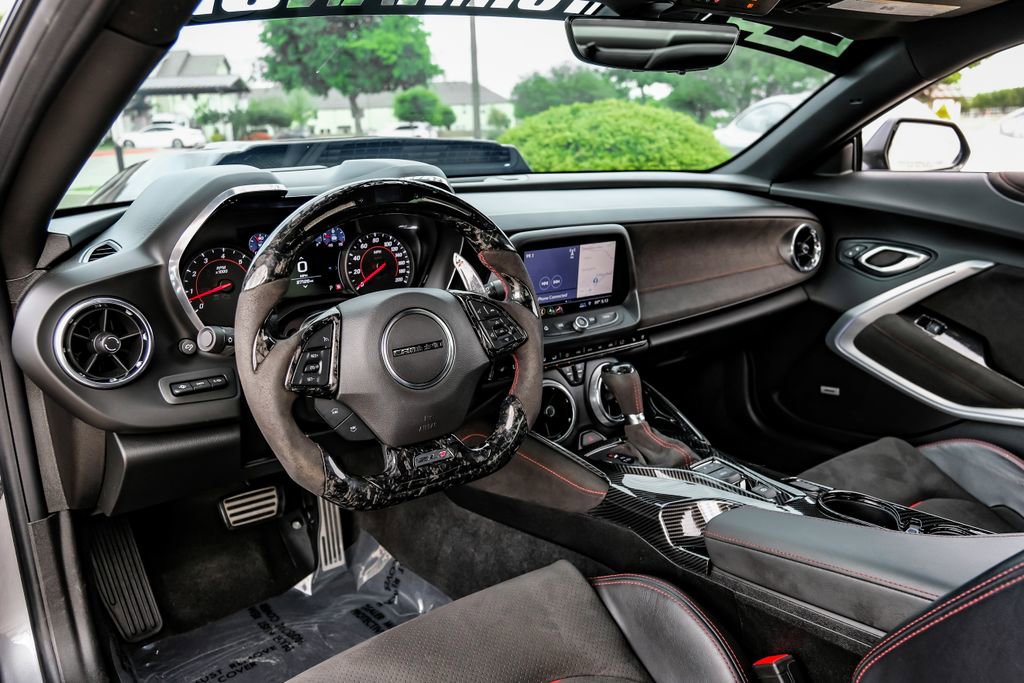 Used 2019 Chevrolet Camaro ZL1 image 13