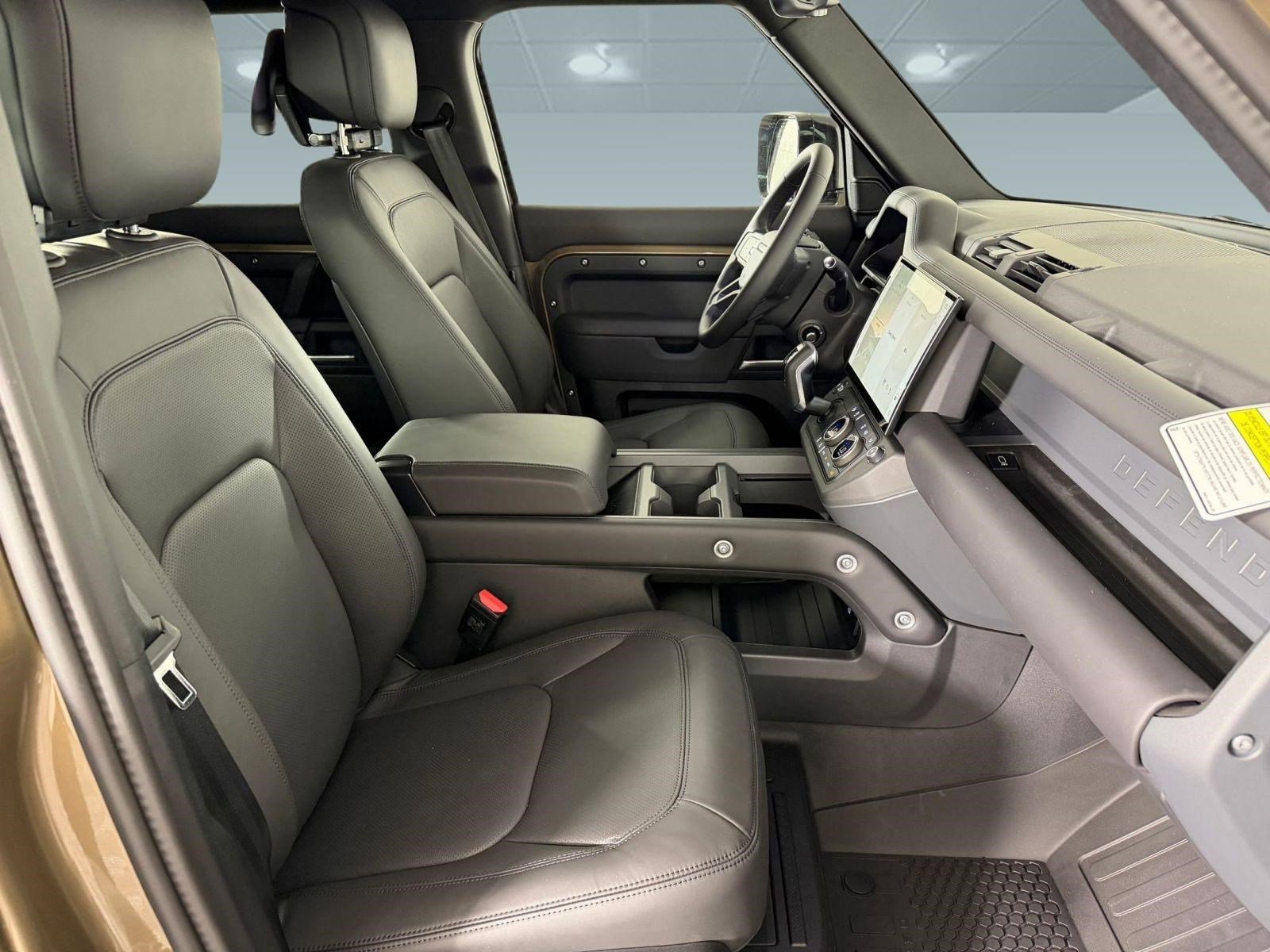 Used 2026 Land Rover Defender 110 S image 20