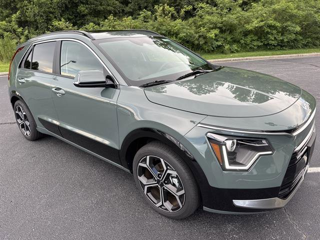 New 2025 Kia Niro EX Touring