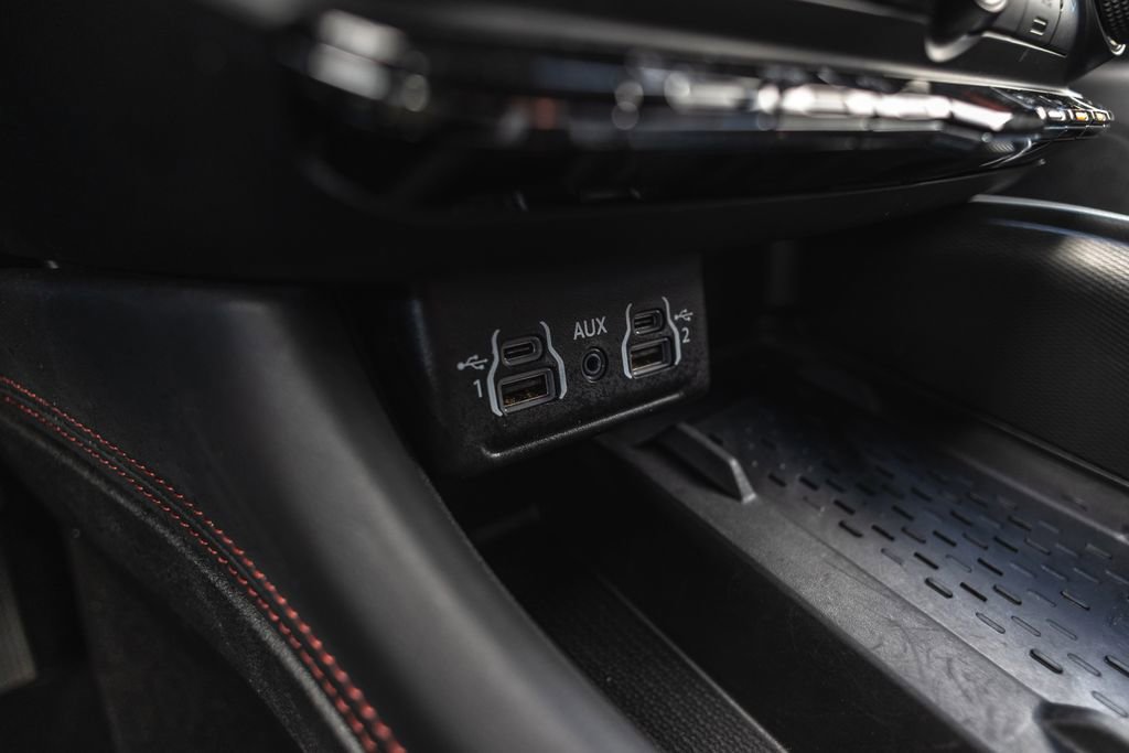 Used 2025 Dodge Durango GT AWD/4WD image 18