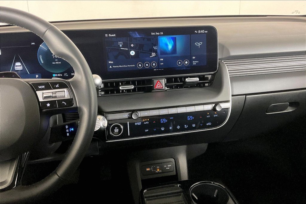Used 2025 Hyundai Ioniq 5 SEL RWD image 5