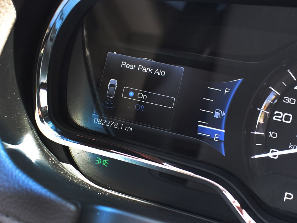 Used 2018 Lincoln MKT AWD w/ Technology Package image 15