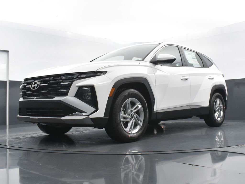 Used 2025 Hyundai Tucson SE image 27