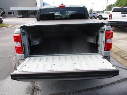 Used 2024 Ford Maverick XL image 4