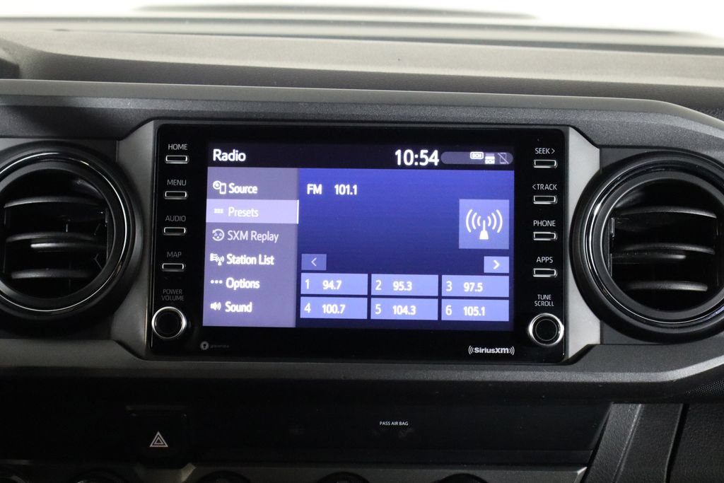 Used 2020 Toyota Tacoma TRD Sport AWD/4WD image 27