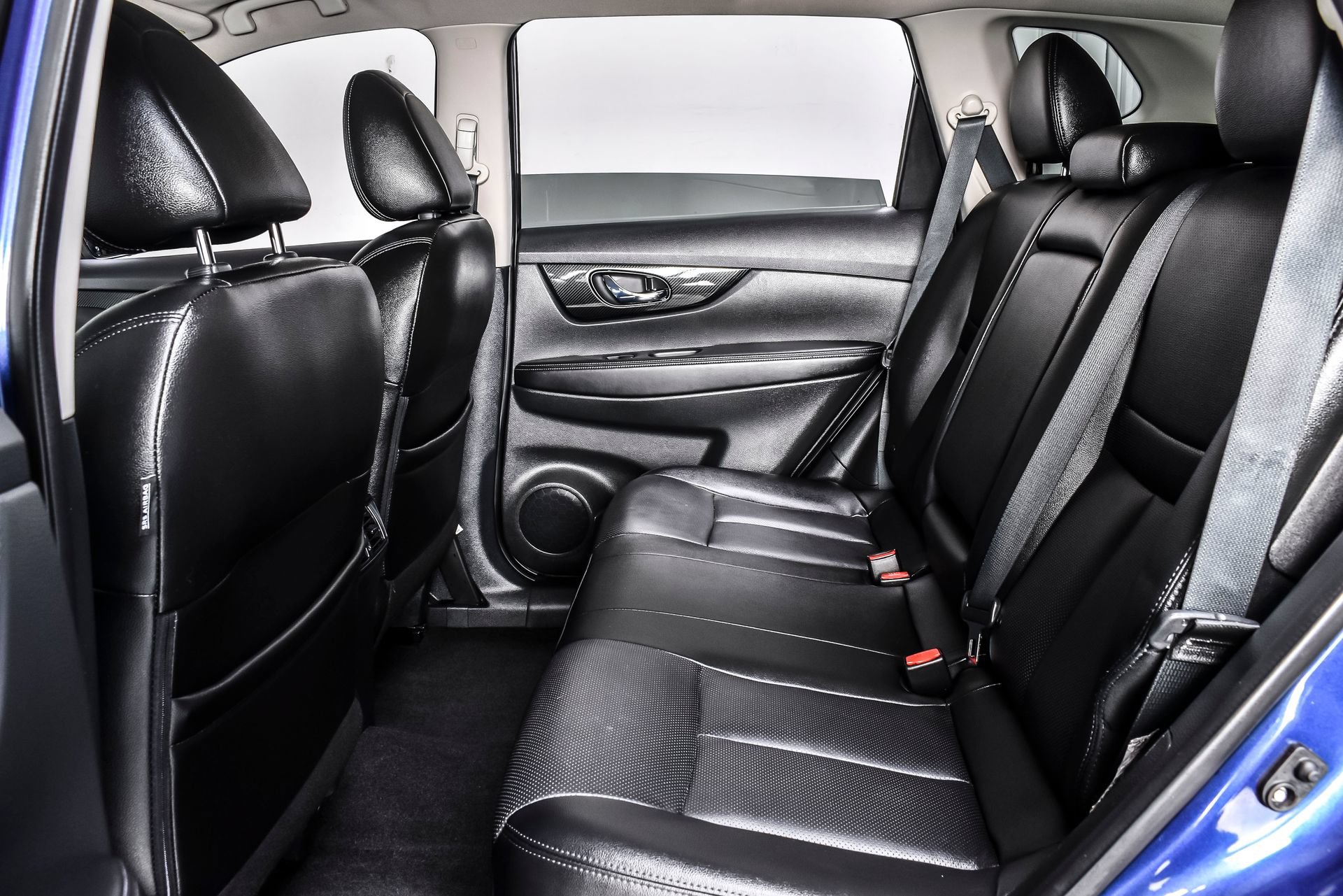 Used 2018 Nissan Rogue SL w/ Premium Package AWD/4WD image 21