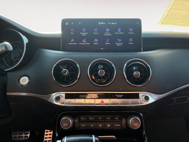 Used 2022 Kia Stinger GT-Line w/ Sun & Sound Package RWD image 6