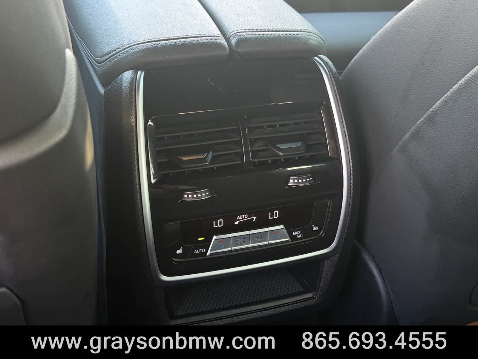 Used 2021 BMW X5 xDrive40i w/ Premium Package 3 AWD/4WD image 19