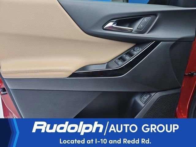 Used 2025 Chevrolet Equinox ACTIV image 10