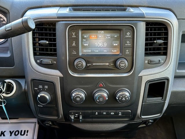 Used 2016 RAM 2500 Tradesman w/ Chrome Appearance Group image 23