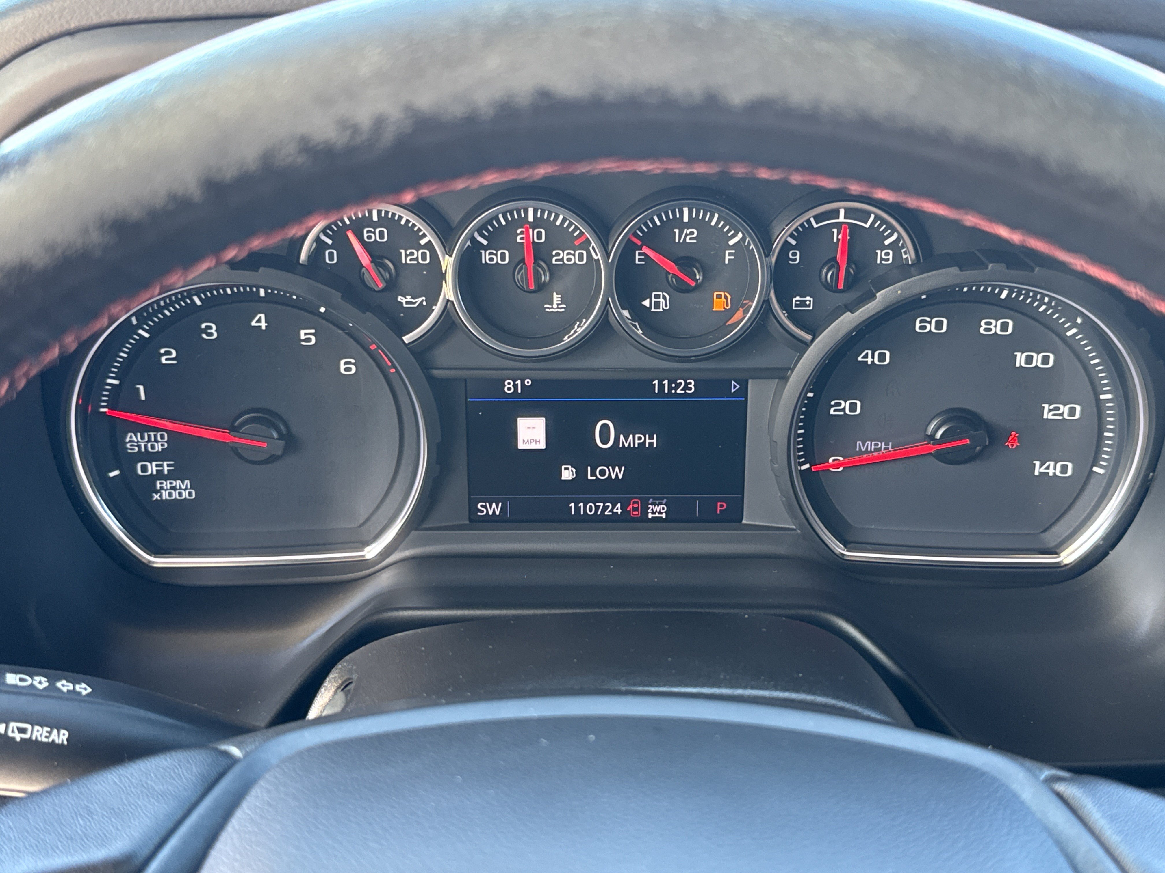 Used 2021 Chevrolet Suburban RST w/ Luxury Package AWD/4WD image 29