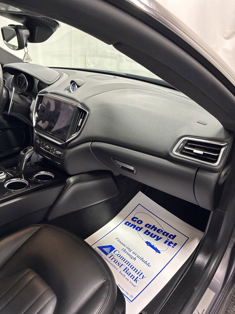 Used 2023 Maserati Ghibli Modena image 30