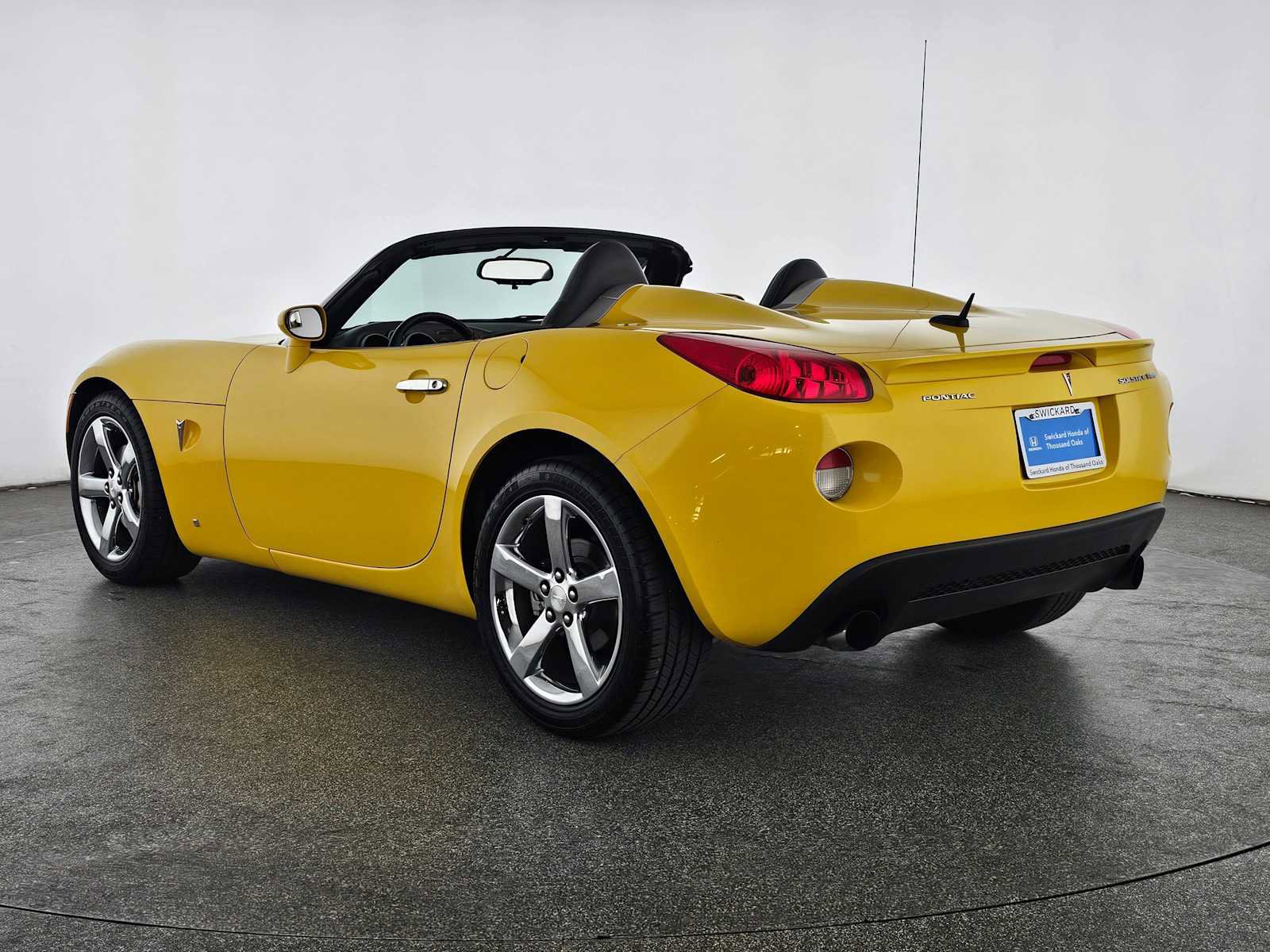 Used 2008 Pontiac Solstice GXP w/ Premium Package image 24