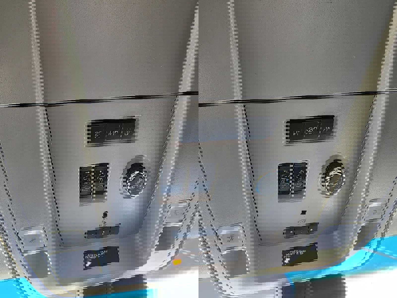 Used 2015 Chevrolet Suburban LTZ image 26