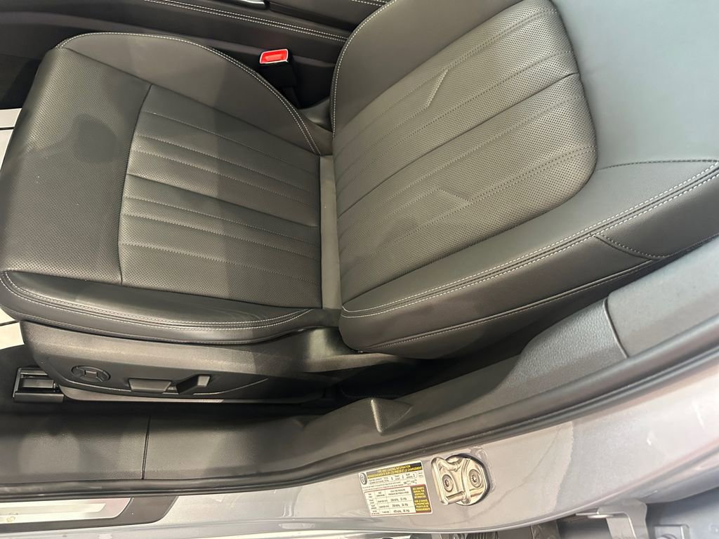 Used 2025 Audi A6 Premium Plus image 8