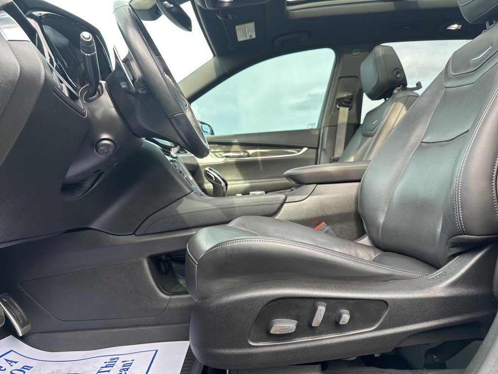 Used 2020 Cadillac XT6 Sport image 23