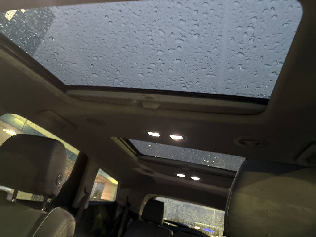 Used 2020 Buick Enclave Premium w/ Sun and Sites Package image 26