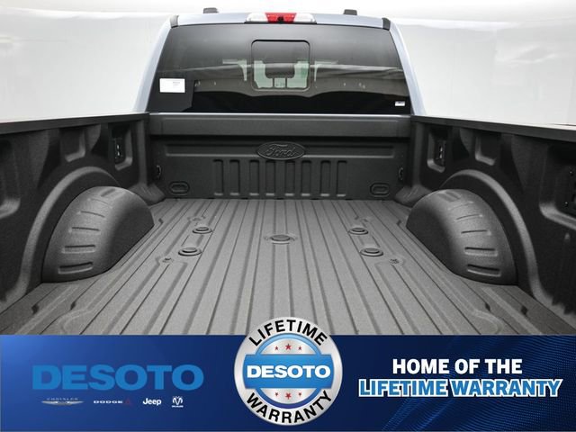 New 2026 Ford F250 Lariat w/ Chrome Package image 17