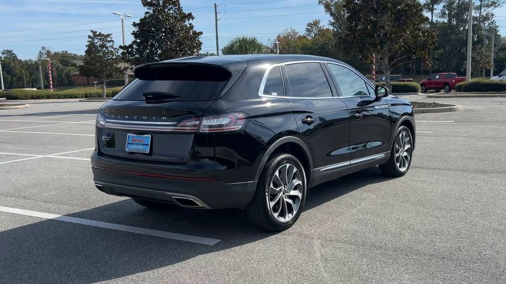 Used 2022 Lincoln Nautilus Reserve image 9