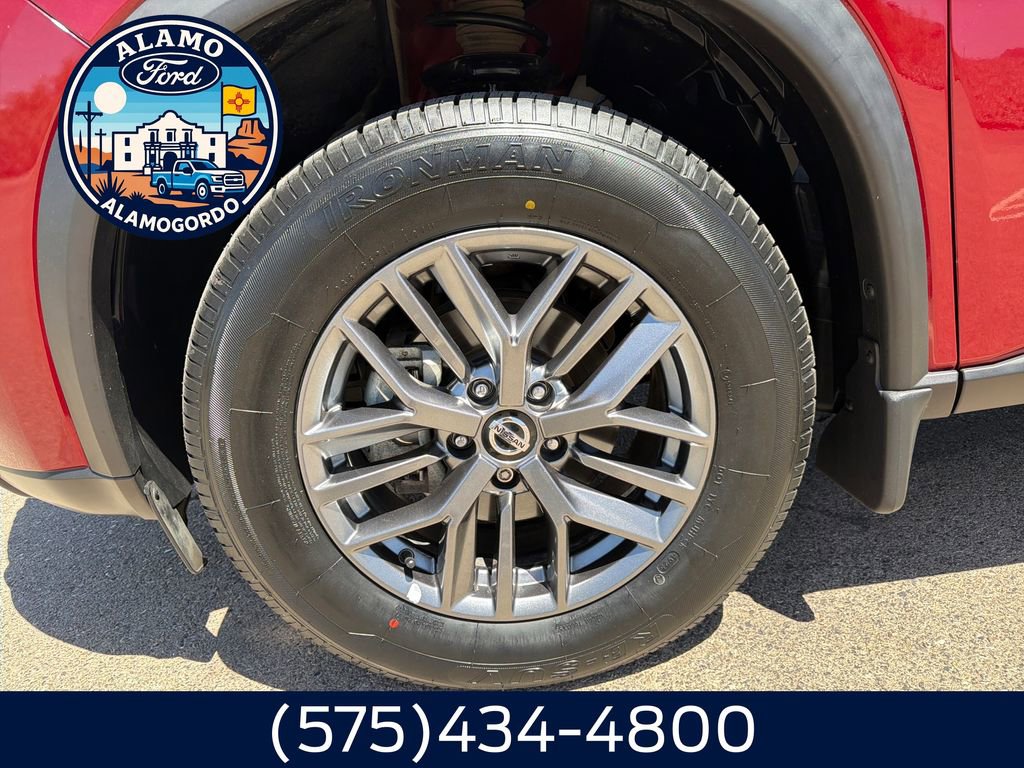 Used 2021 Nissan Rogue S AWD/4WD image 25