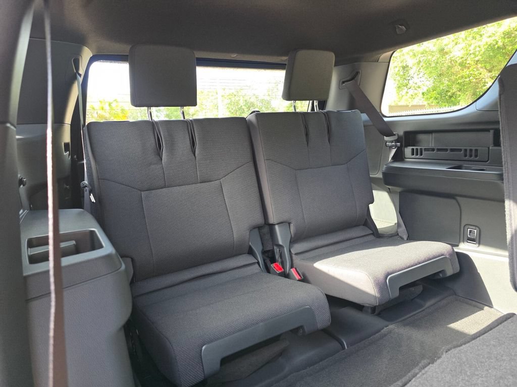 New 2026 Toyota 4Runner SR5 AWD/4WD image 19
