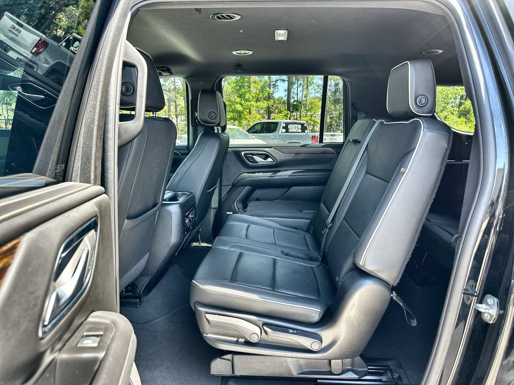 Certified 2024 Chevrolet Suburban Premier RWD image 24