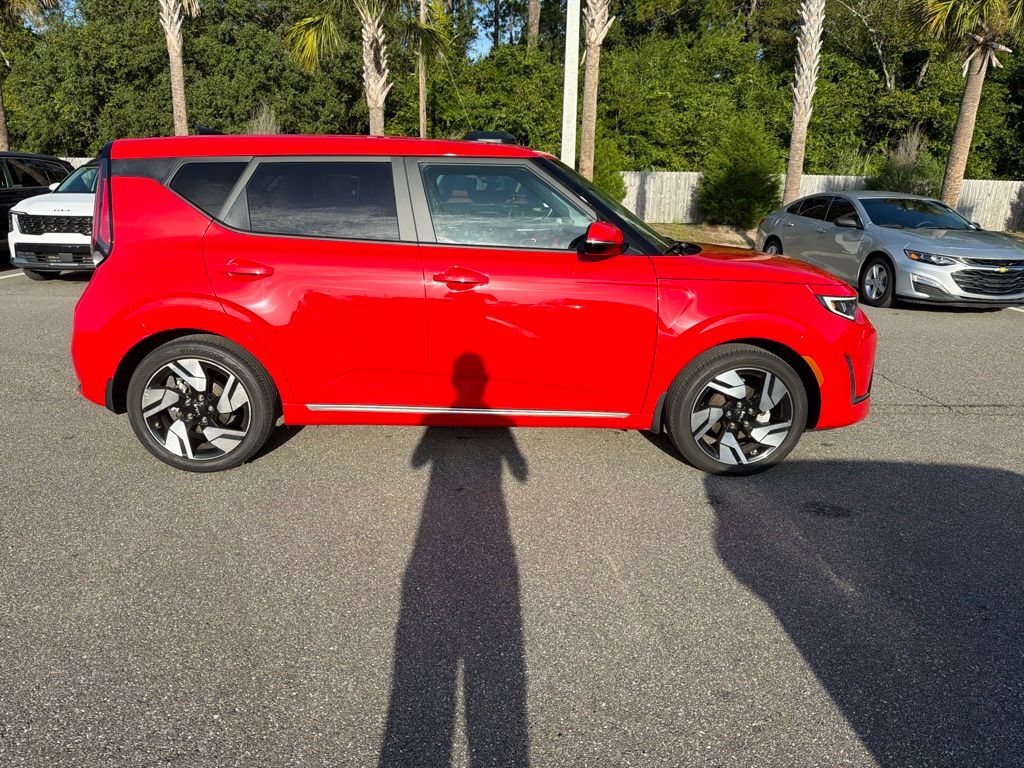 Certified 2024 Kia Soul GT-Line w/ Option Group 020 FWD image 3