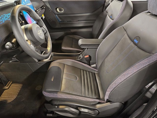 Used 2025 MINI Cooper Convertible image 16