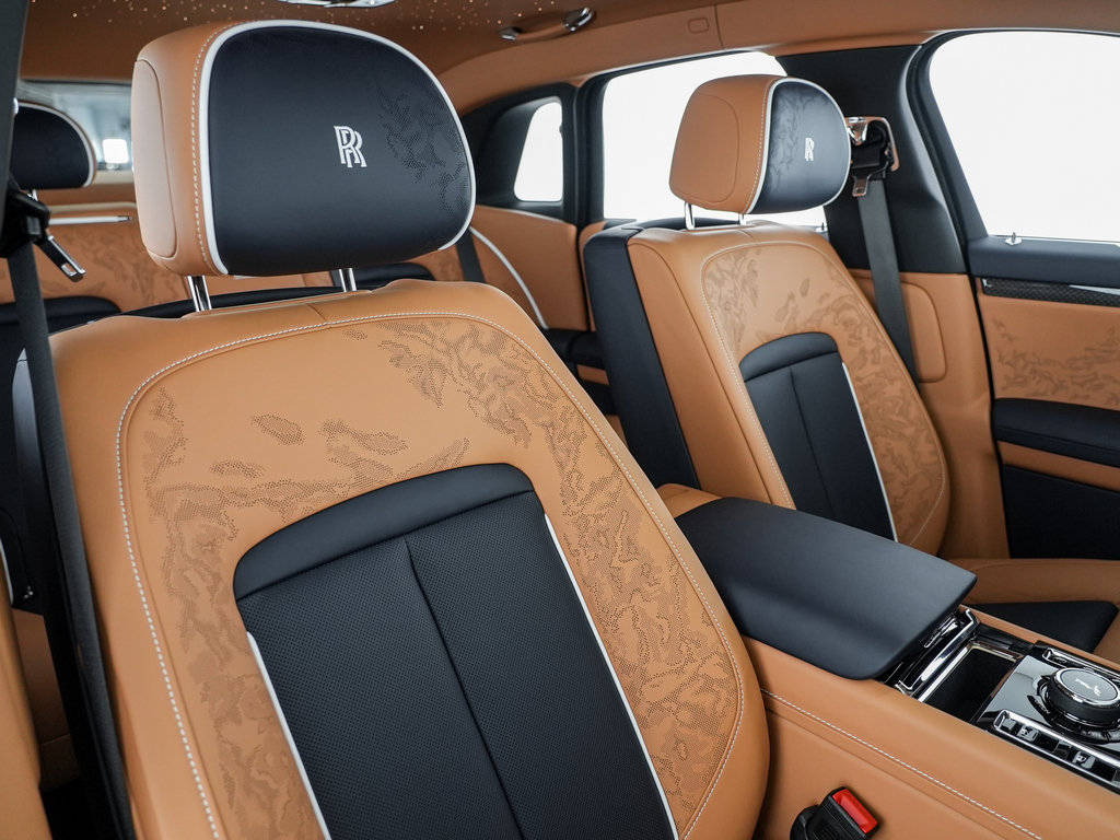 New 2027 Rolls-Royce Ghost Black Badge AWD/4WD image 26