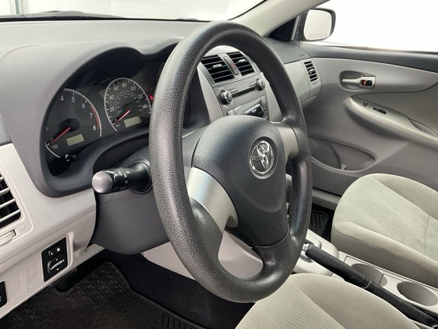Used 2011 Toyota Corolla LE image 15