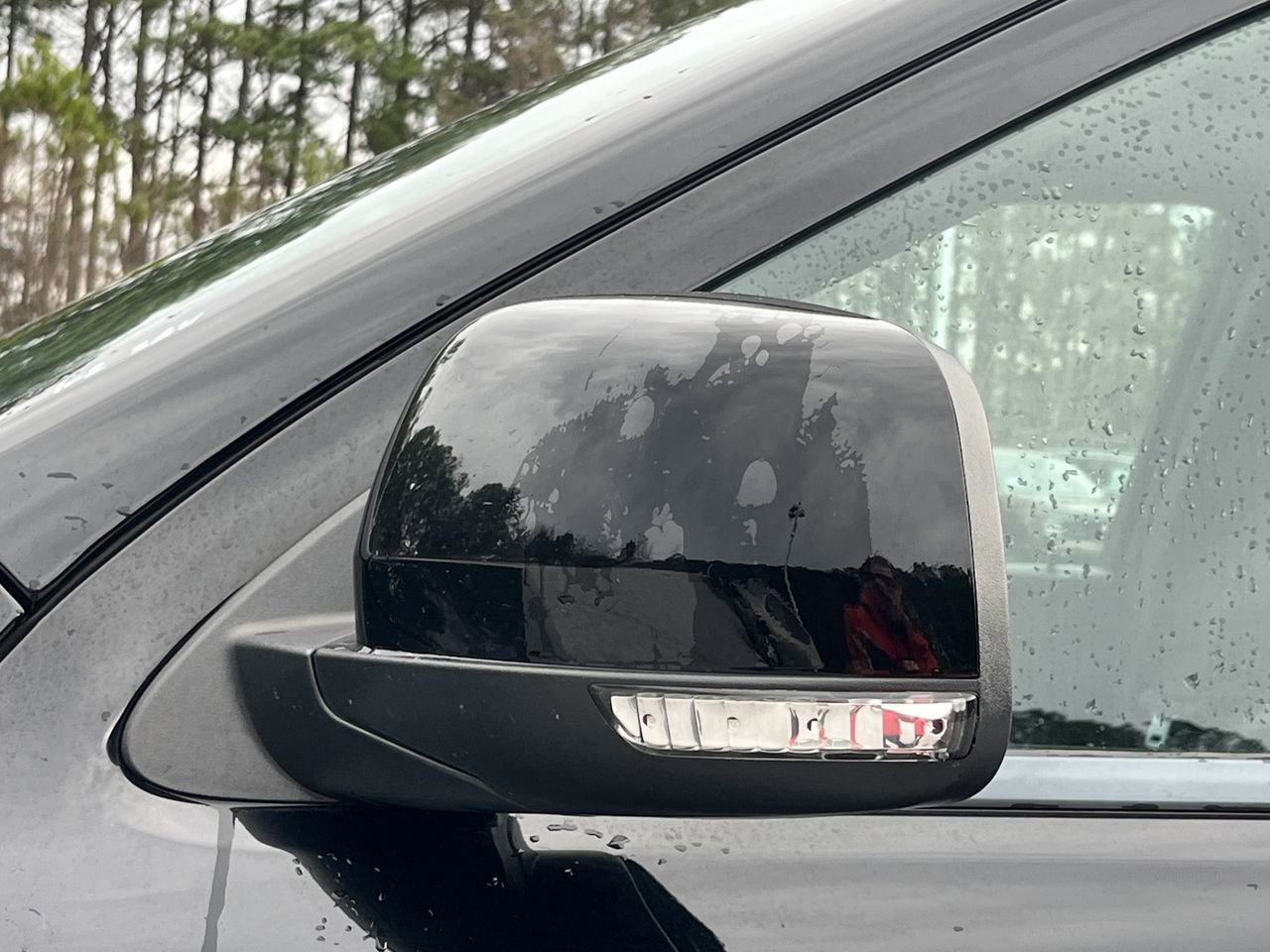 Used 2023 Dodge Durango GT image 31